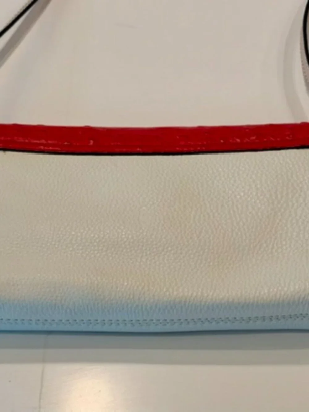 Kate Spade New York Leather Crossbody Clutch Wallet Purse White Red Gold